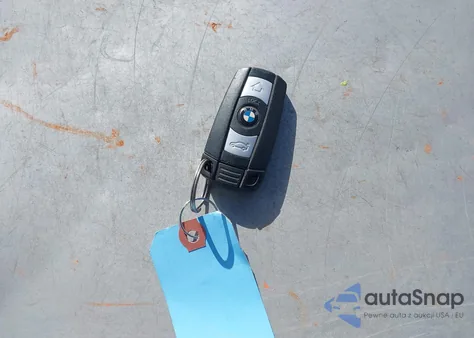 2011 BMW 328I из США, поврежденный, VIN WBADW7C52BE727563